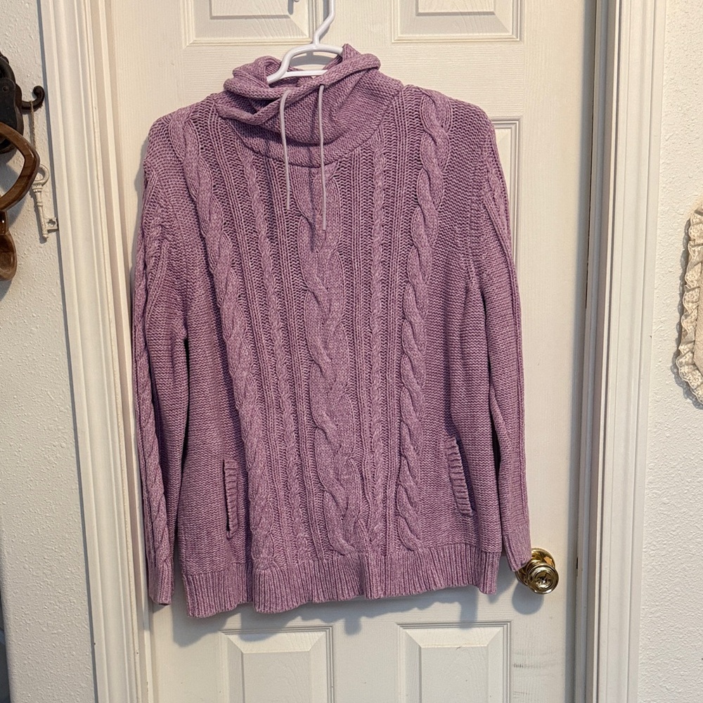 L.L. Bean Cable Knit Women's Sweater 100% cotton
